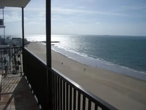 Piso en Paseo Marítimo de La Costilla, 1