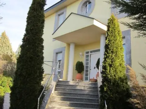 Chalet unifamiliar en calle de los Acebos, 268