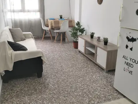 Apartamento en calle de Miguel Servet, 8