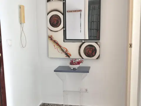 Apartamento en calle de Miguel Servet, 8