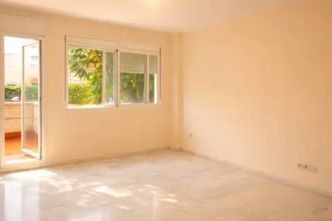 Piso en calle del Altozano, 1