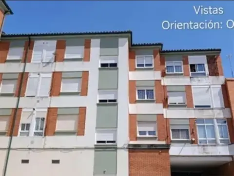 Piso en Plaza de Villardeciervos, 8
