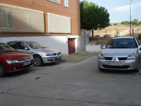 Garaje en calle de Fondón, 1