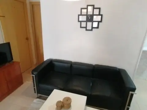 Piso en calle de la República de Puerto Rico, 1