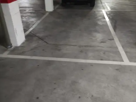 Garaje en calle de Sorzano, 8