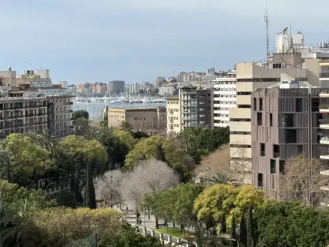 Piso en Avinguda de Portugal, 7