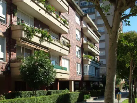 Piso en Avenida del Cardenal Herrera Oria, 20