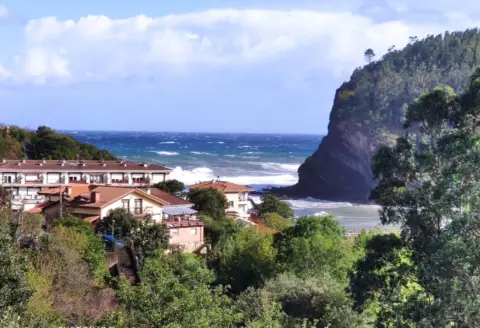 Casa unifamiliar en calle de Erbera, 10