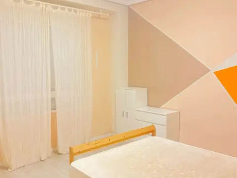 Habitación en calle del Músico Martínez Valls, 5