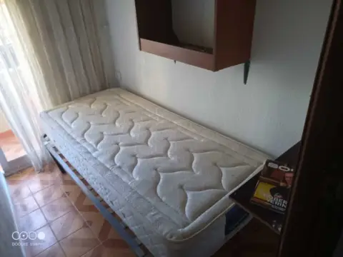 Habitación en calle de Jumilla, 3