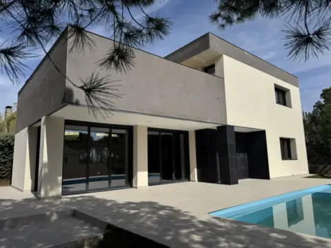 Casa unifamiliar en calle del Bidasoa, 1