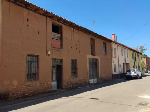 Casa rústica en calle de Astorga, 15