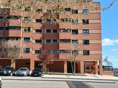 Piso en calle Severo Ochoa, 19