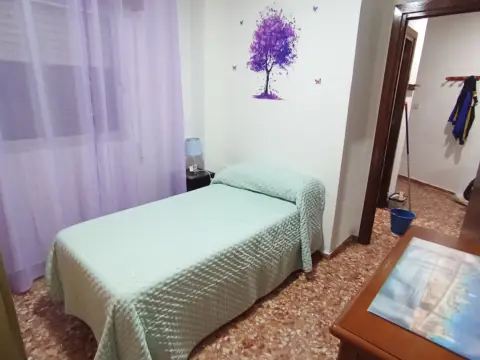 Piso en Avenida de Blas de Otero, 34