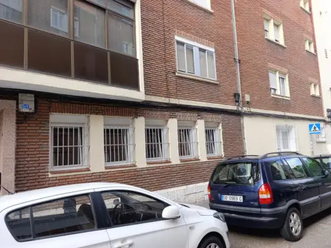 Piso en calle de Numancia, 3