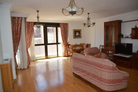 Piso en calle de la Batalla del Salado, 9