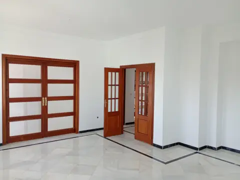 Piso en Cuesta Escoriaza, 1
