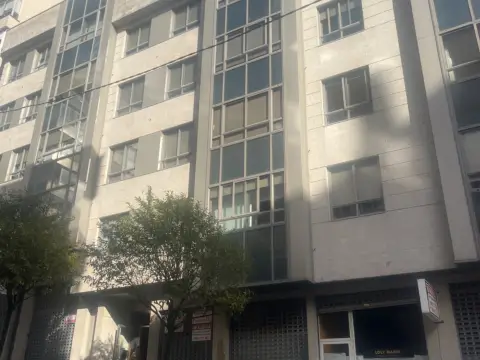 Estudio en calle de Valencia, 13