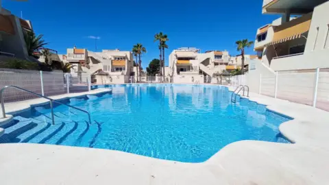 Apartamento en Avenida Los Pinares, 1