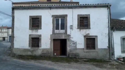 House in calle de Constitución, 26