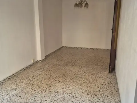 Piso en calle del Jilguero, 7