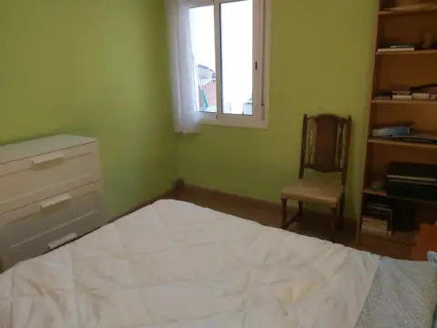 Habitación en Carrer dels Arítjols, 11