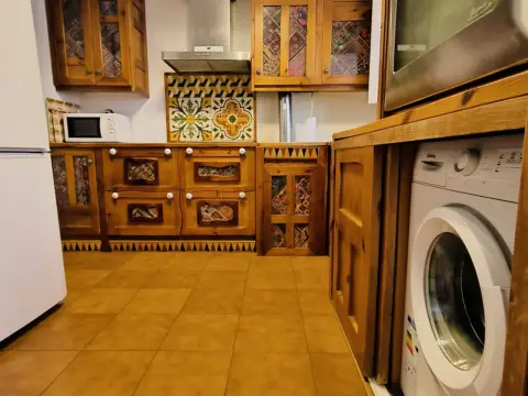 Casa adosada en calle de Miravete, 6