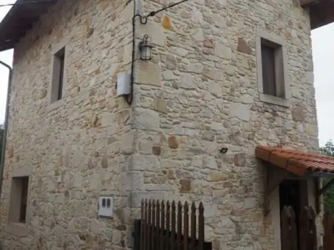 Casa unifamiliar en calle Lugar Tresgrandas, 4