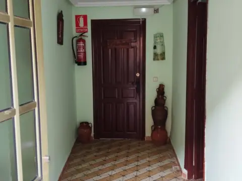 Casa adosada en calle Mayor, 21