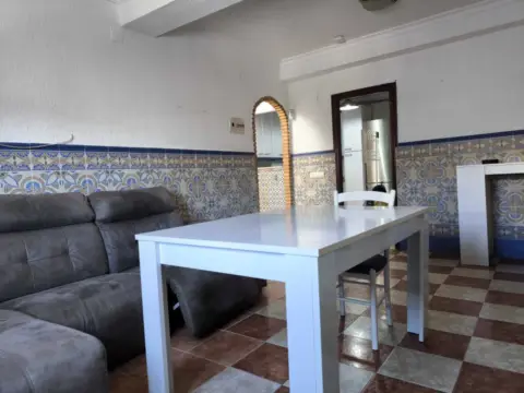 Casa adosada en Plaza del Andévalo, 23