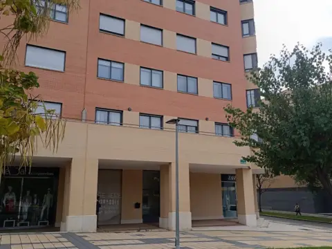 Piso en calle Felipe Guillen, 11