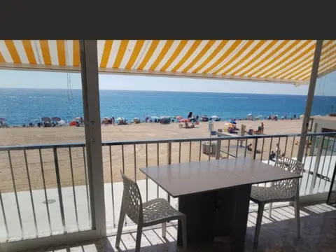 Apartamento en Passeig Marítim, 166