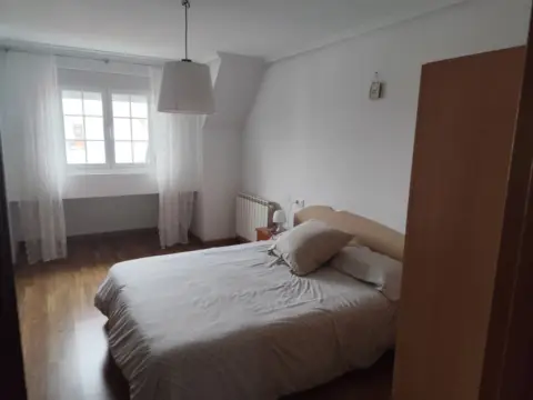 Piso en calle de la Ponferrada, 47