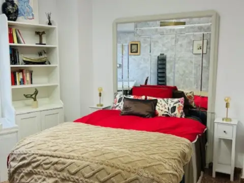 Habitación en Carrer del Salvador, 1