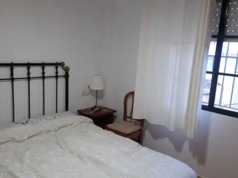 Piso en calle de Anibol González, 1