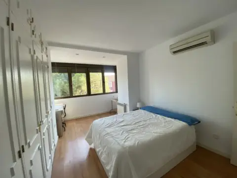 Habitación en calle de Libreros, 48