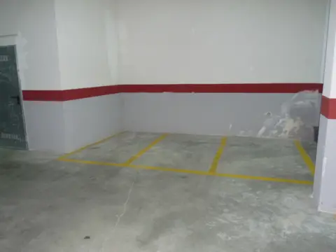 Garaje en calle del Hoyo, 1