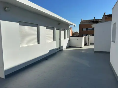 Piso en calle de Pío XII, 41