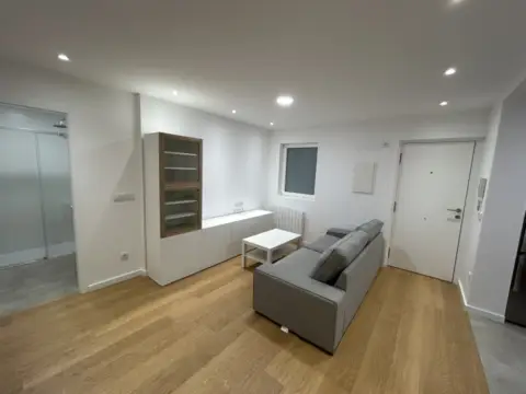 Piso en Rúa de Ramón Cabanillas, 8