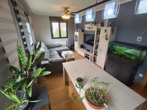 Apartamento en calle Cadena Varea, 26