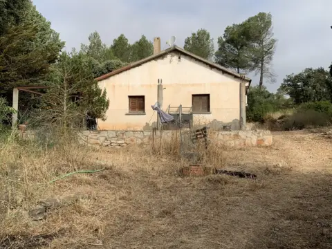 Casa rústica en Urbanización El Estepar, 1