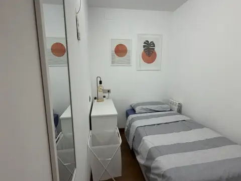 Habitación en Carrer de ca l'Alegre de Dalt, 47