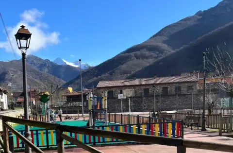 Apartamento en Lugar de Felechosa Arriba, 4