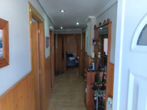 Chalet adosado en calle de Orisoain, 2