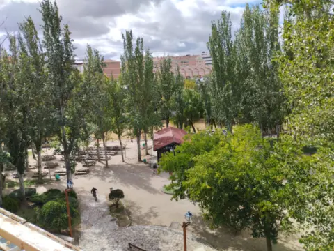 Piso en Plaza de la Ribera, 14