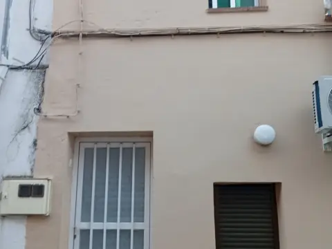 Casa rústica en calle Santa Escolástica, 4