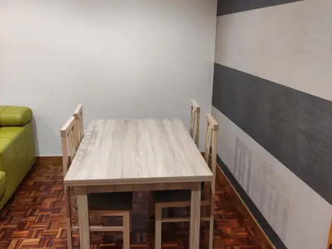 Piso en calle de Anduriña, 13