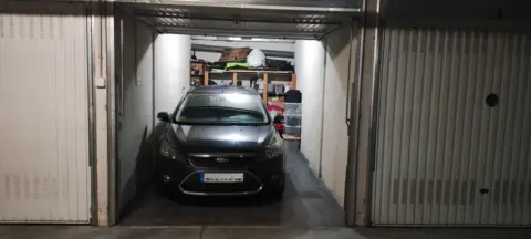 Garaje en calle de Auzolan, 27