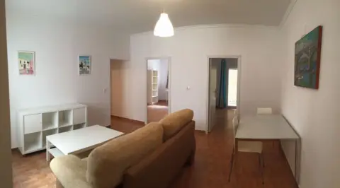 Piso en calle Castillo de Constantina, 8