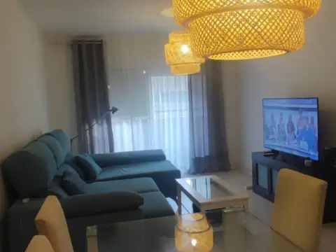 Piso en calle de Benizalón, 3